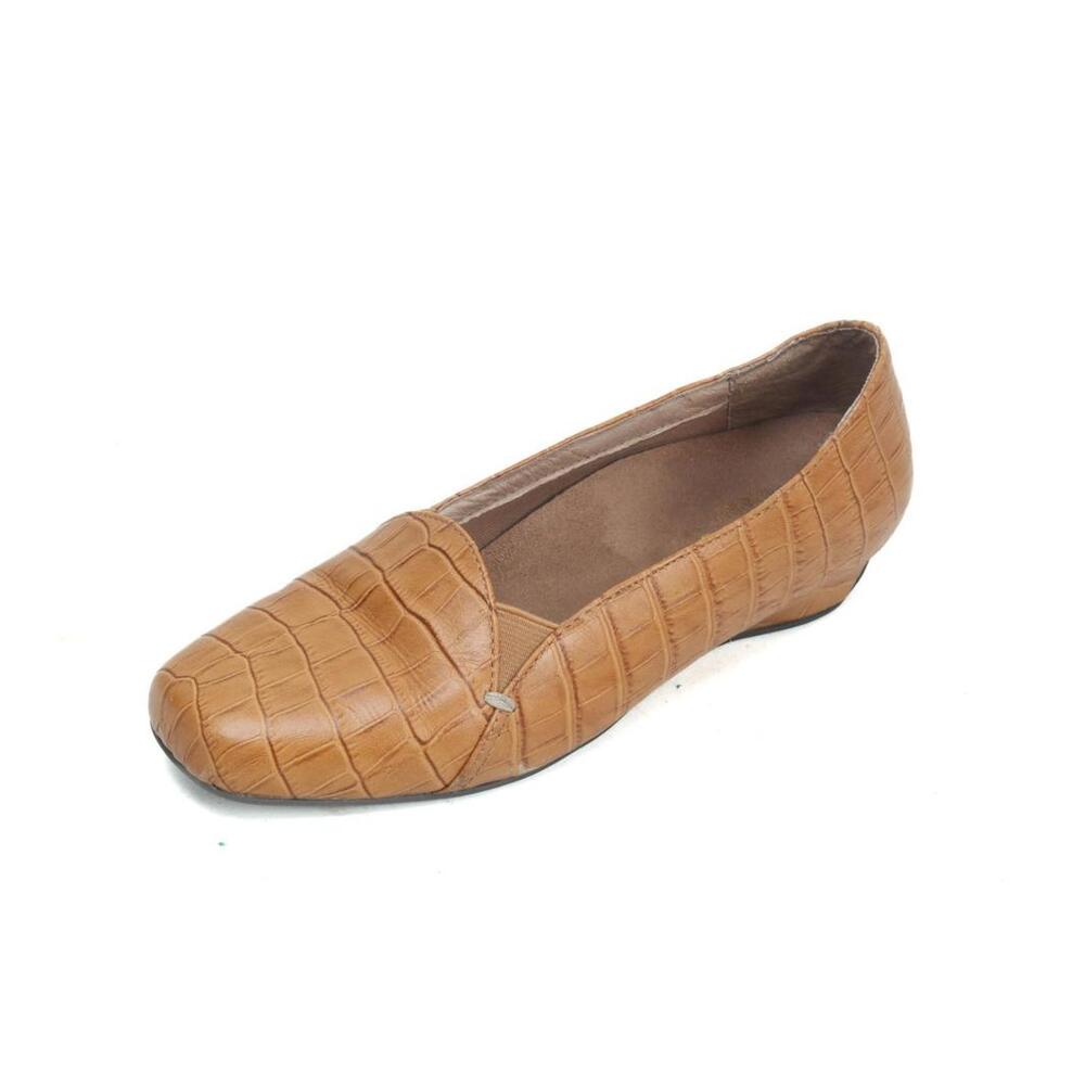 Vionic Dolores Embossed Leather Slip On Loafers Women's Sz 6.5 Shoes